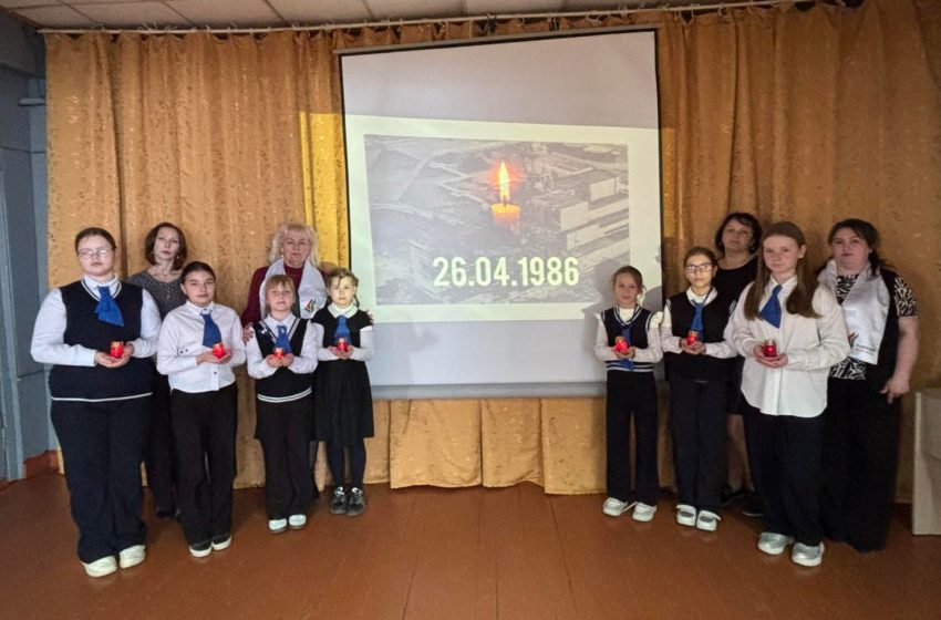  24 апреля в филиале «Иванский ДФ» совместно с Иванской сельской библиотекой прошёл вечер памяти ко Дню Чернобыльской трагедии «Чернобыль-память века»
